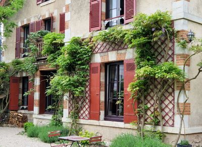 ORLEANS, Maison bourgeoise pleine de charme. 6 chambres, joli jardin, parking 
