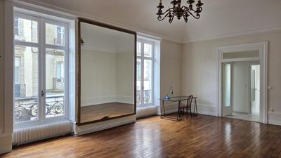 Vends appartement ancien - 99.27m² - 3 pièces, 2 chambres - Vannes 56000